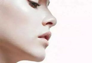 学化妆化鼻梁 化妆的时候想要鼻梁显得更高一些的话