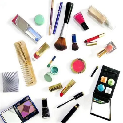 学化妆所需物品 学化妆需要的化妆品